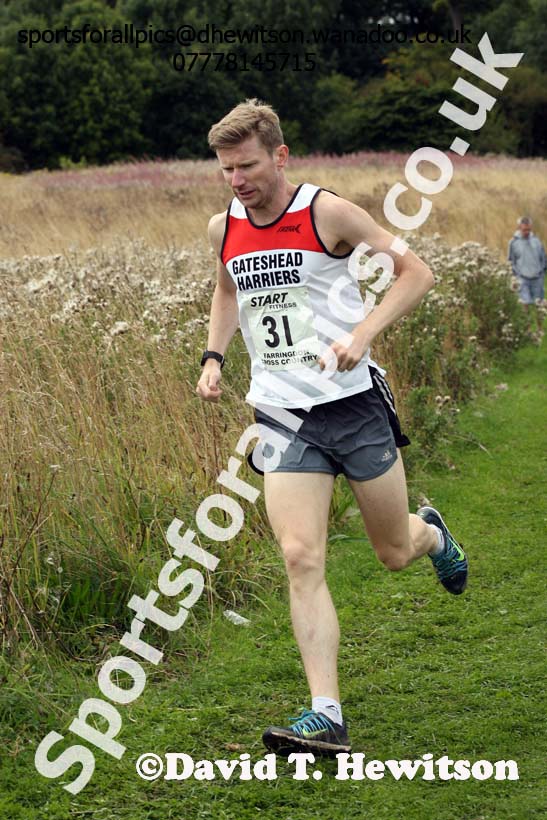 Senior mens relay Sunderland Harriers Open Cross Country. Photo: David T. Hewitson/Sports for All Pics